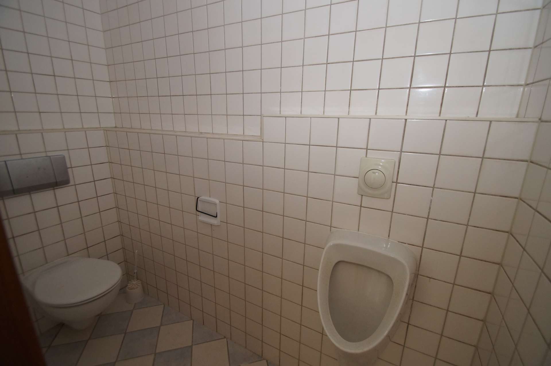 bg