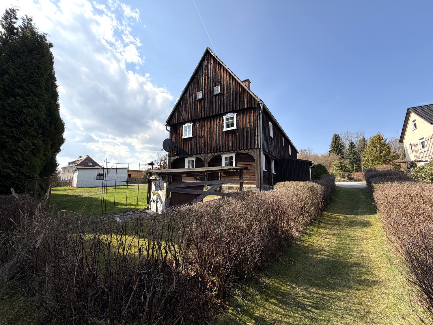 Oberlausitzer Bergland! - Gepflegtes Umgebindehaus in ruhiger Lage. – Schirgiswalde / Rodewitz – Vorschaubild 3