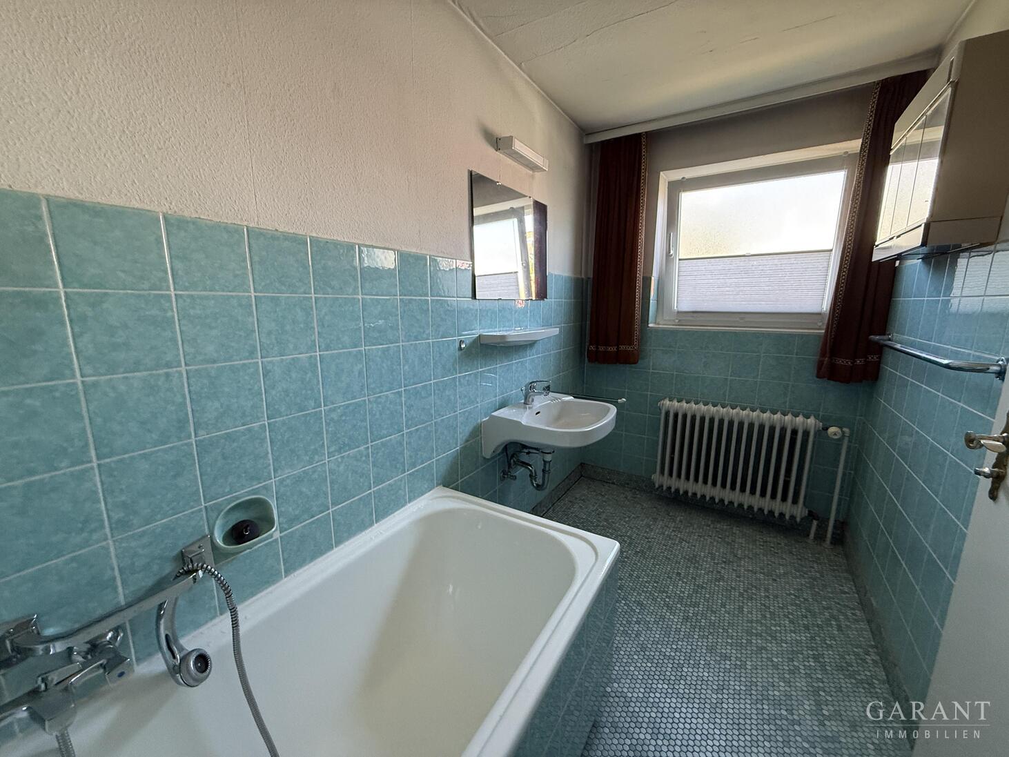 Viel Platz, viele Möglichkeiten: Zweifamilienhaus in begehrter Lage von Scharnhausen! – Ostfildern – Vorschaubild 14