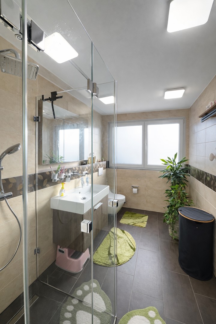 Property thumbnail 10