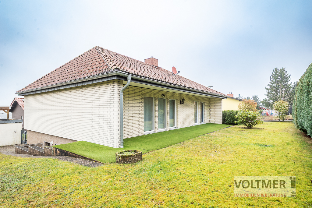 BELIEBT - Bungalow in Klinkeroptik mit Garage, Garten und Terrasse in Heiligenwald! – Schiffweiler / Heiligenwald – Vorschaubild 10