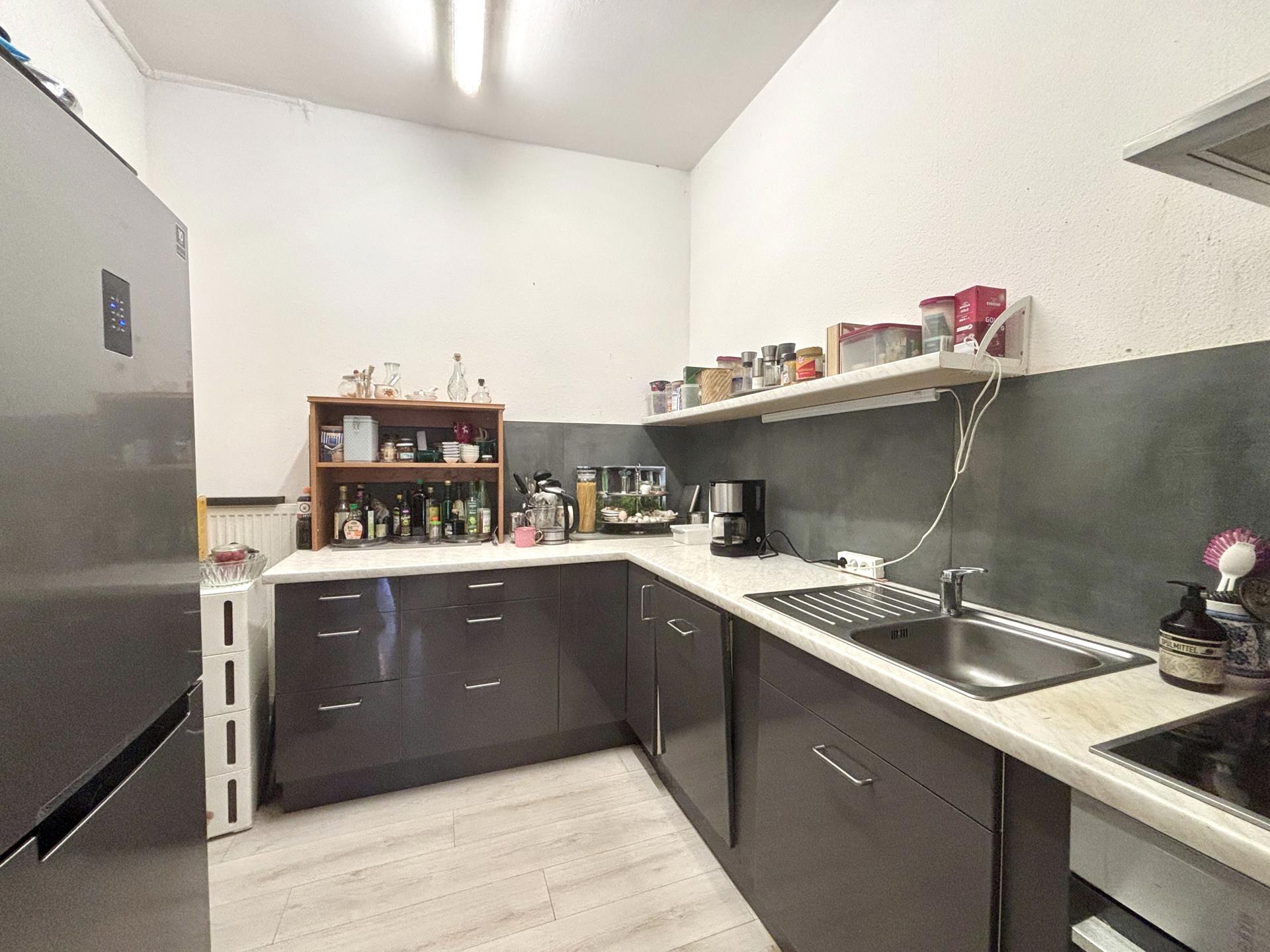 Immobilie in Aschaffenburg - Kompakt wohnen, flexibel erweitern: Zentrale 1,5-Zimmer-Wohnung - Bild 1