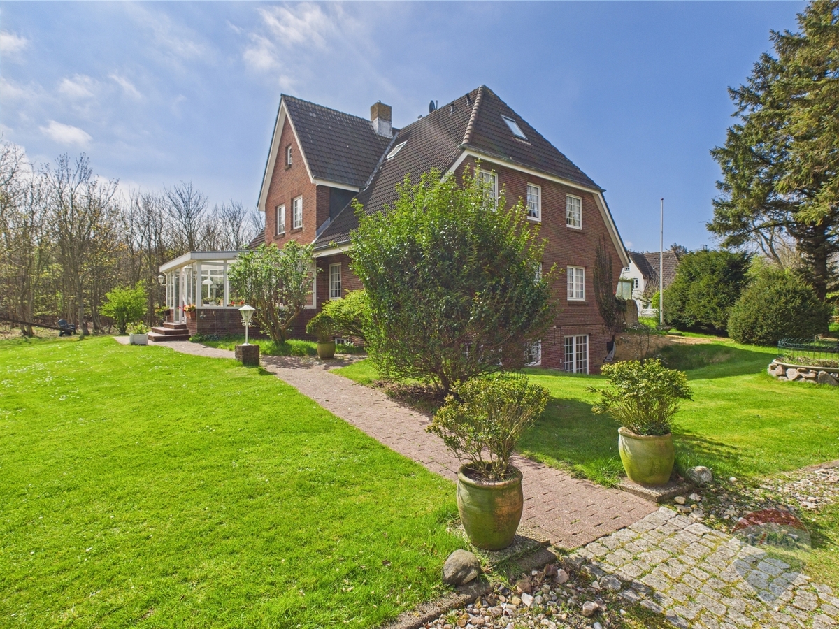 Immobilie in Utersum - Attraktives Anlageobjekt auf Föhr – 6 genehmigte Ferienwohnungen auf 9.640 m² Grundstück - Bild 3