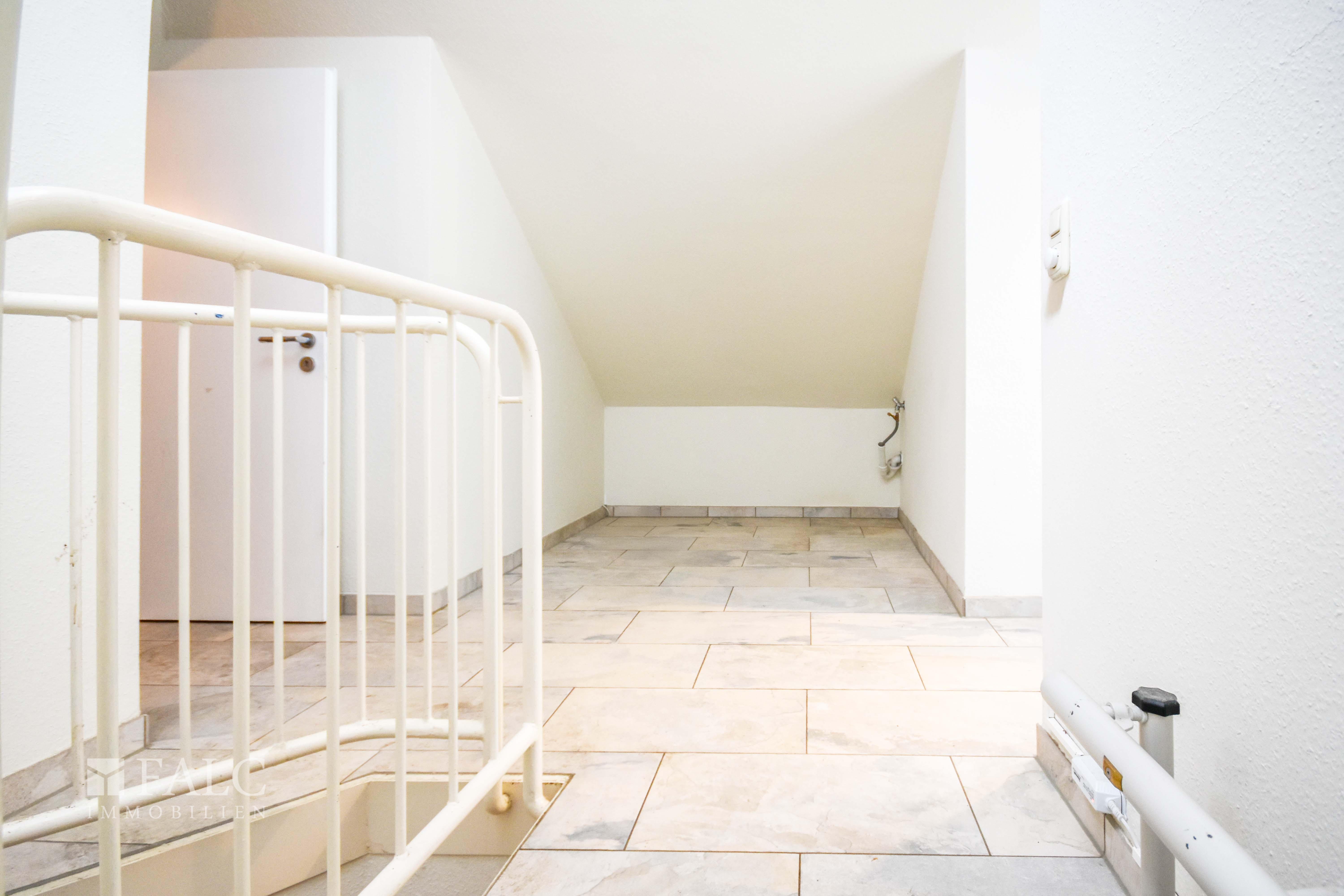 Stilvolle Maisonette mit Balkon, TG-Stellplatz & Aufzug – Viersen – Vorschaubild 14