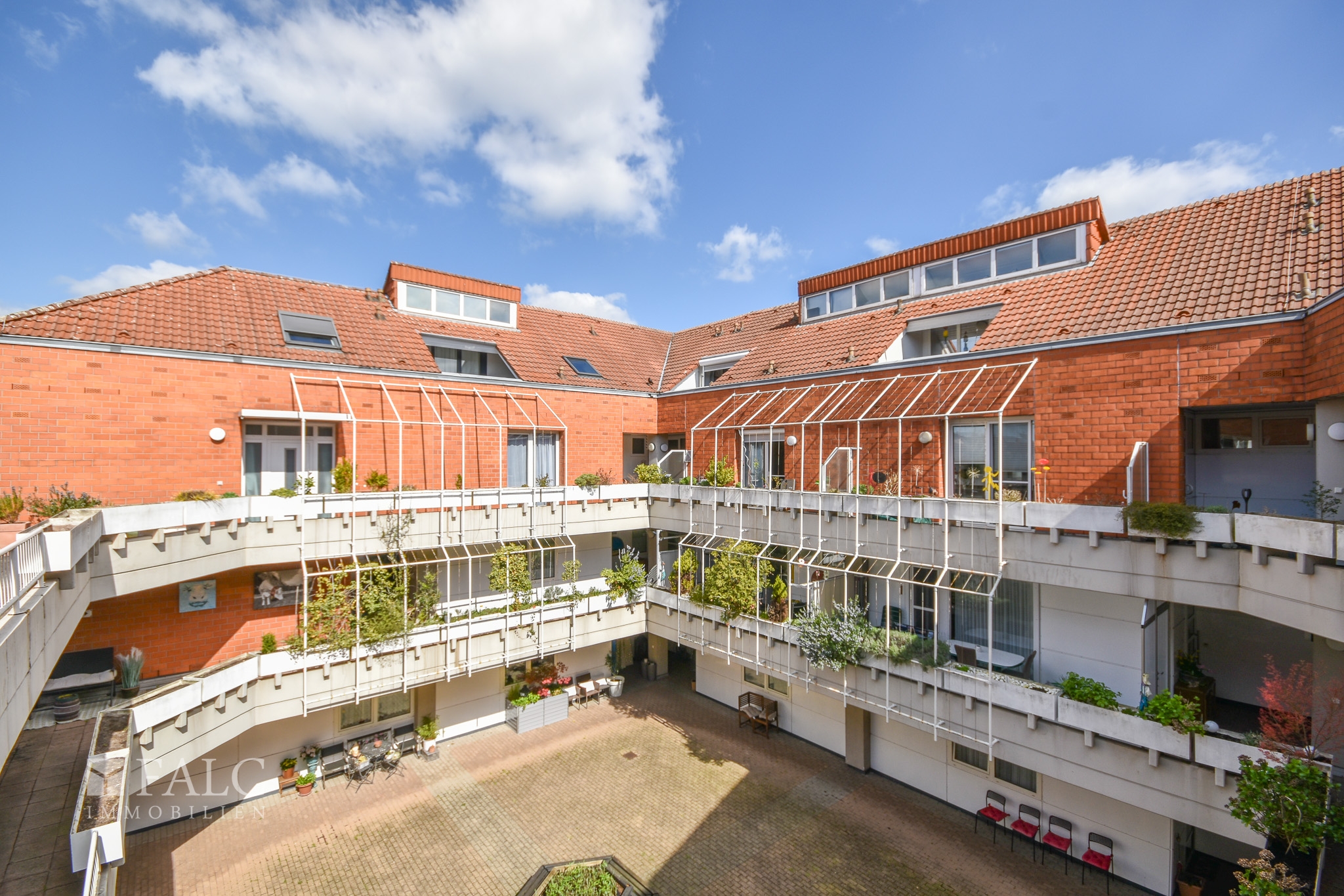 Stilvolle Maisonette mit Balkon, TG-Stellplatz & Aufzug – Viersen – Vorschaubild 18
