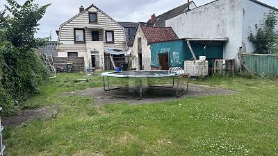 Immobilie in Bremerhaven - ZWEIFAMILIENHAUS MIT STARKEM ENTWICKLUNGSPOTENZIAL - Bild 3