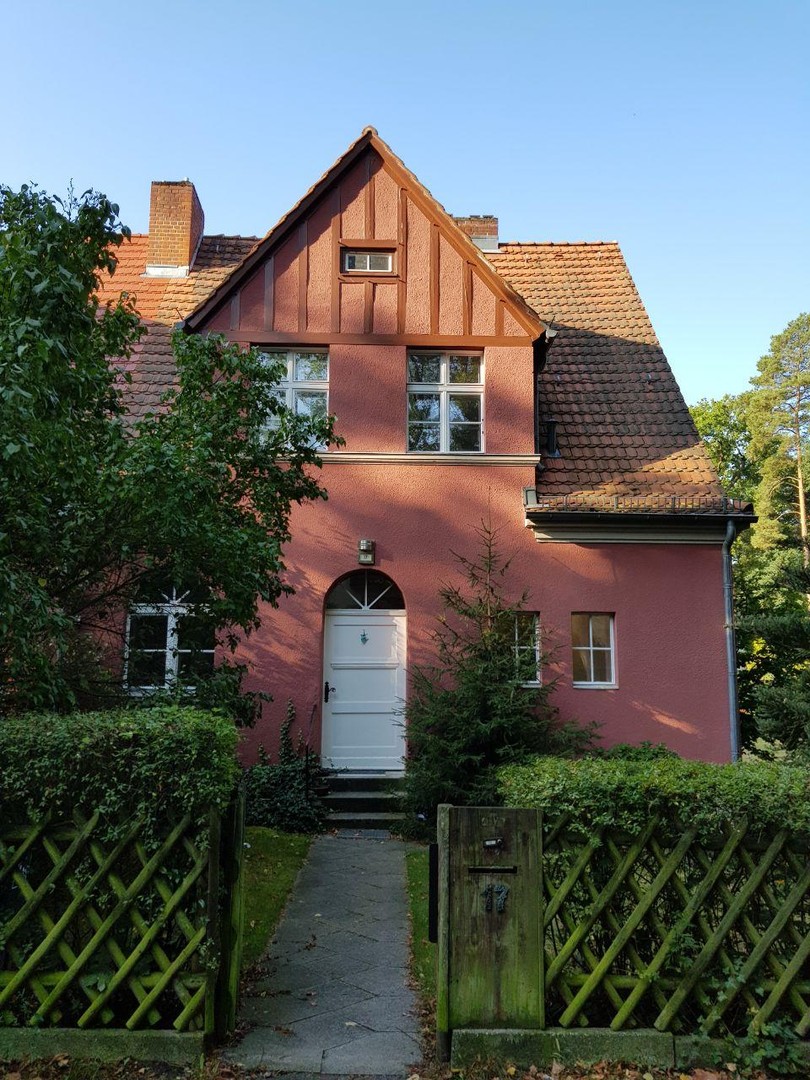Charmante Doppelhaushälfte mit großem Garten in Frohnau – Berlin – Bild 1 von 34