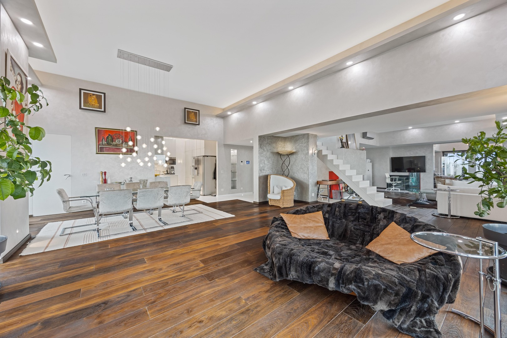 Das höchste Luxus Penthouse Münchens zu kaufen