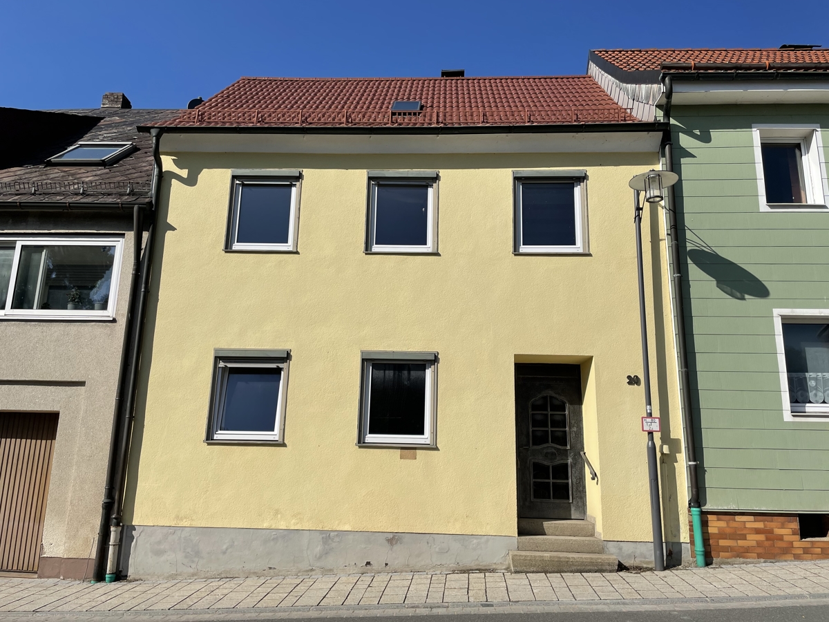 Hier lässt sich viel draus machen - Haus mit begonnener Renovierung – Bärnau – Vorschaubild 2