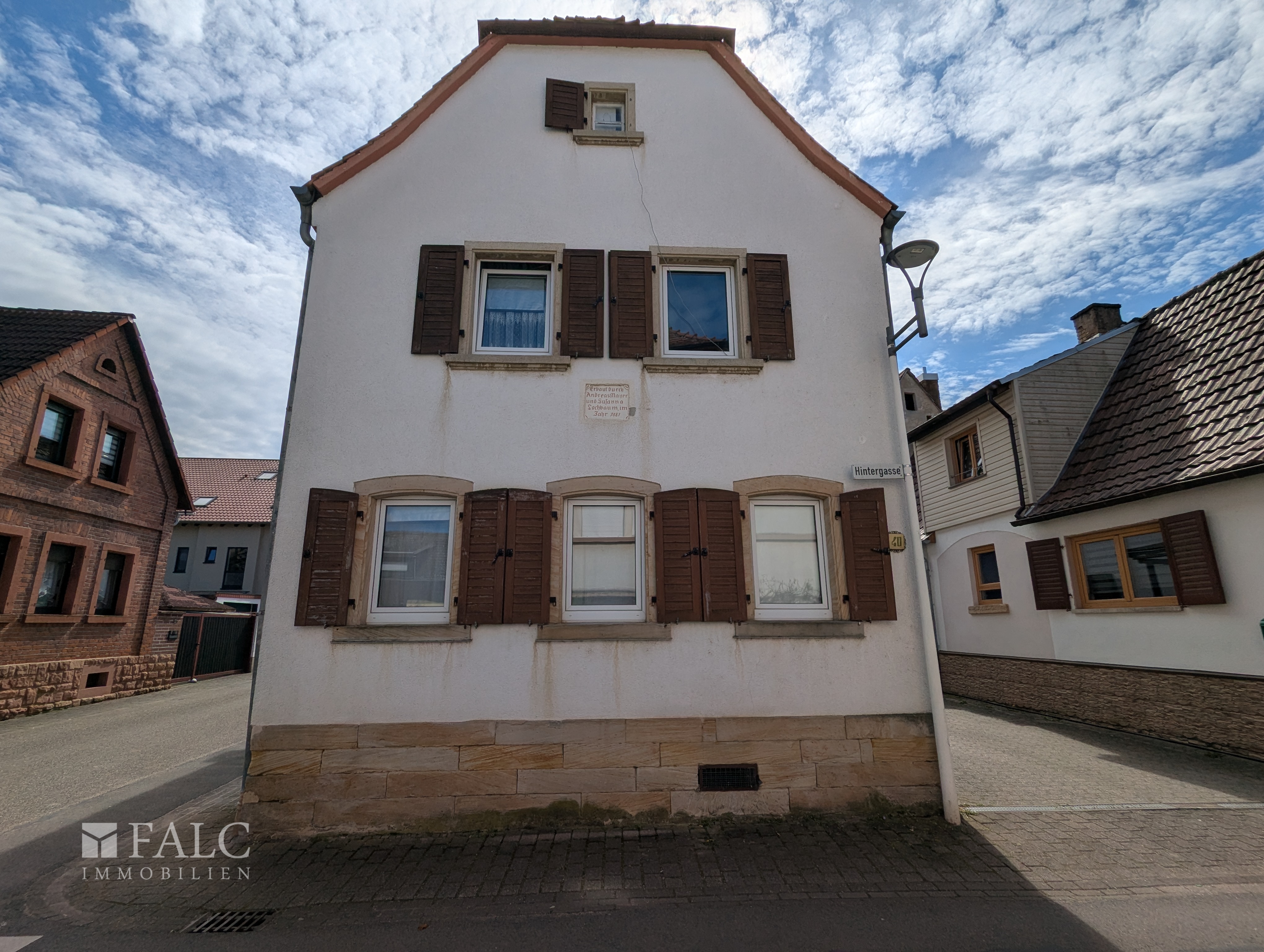 Mehrgenerationenhaus mit Ausbaupotenzial und weitläufiger Scheune – Gommersheim – Vorschaubild 2