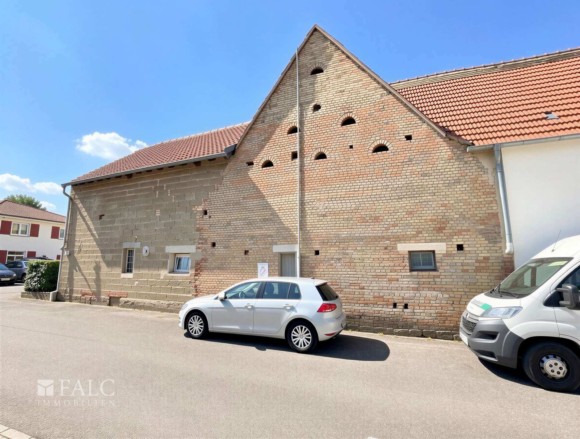 Mehrgenerationenhaus mit Ausbaupotenzial und weitläufiger Scheune – Gommersheim – Vorschaubild 8
