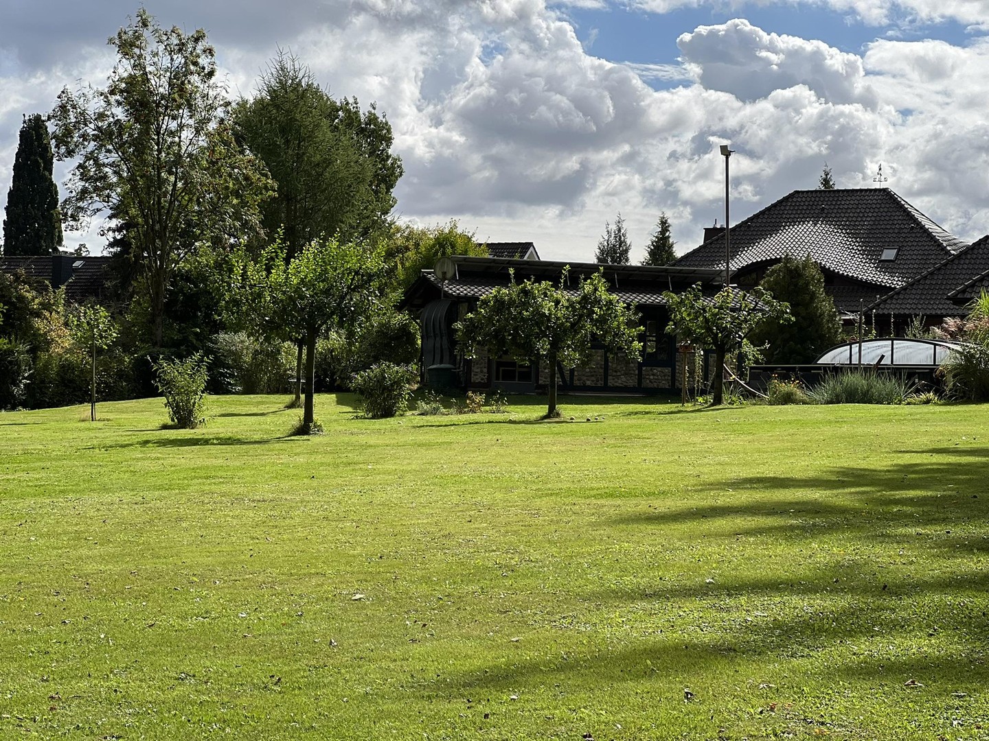 Immobilie in Rödinghausen - Premium-Landhaus in Bestlage: Direkt am Naturschutzgebiet mit weitläufigem Grundstück - Bild 3