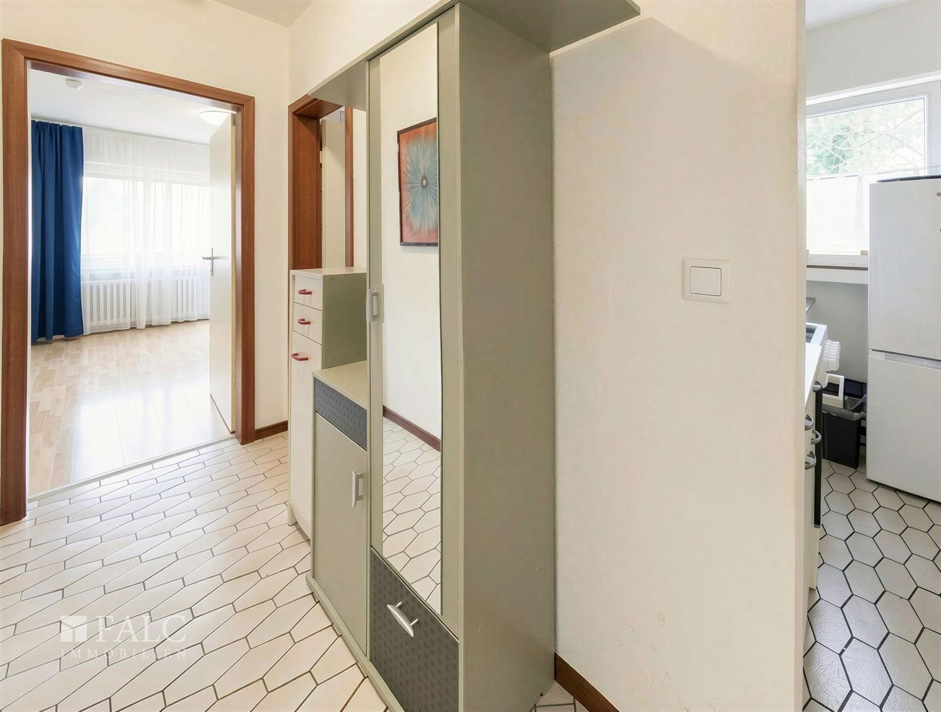 Property thumbnail 2