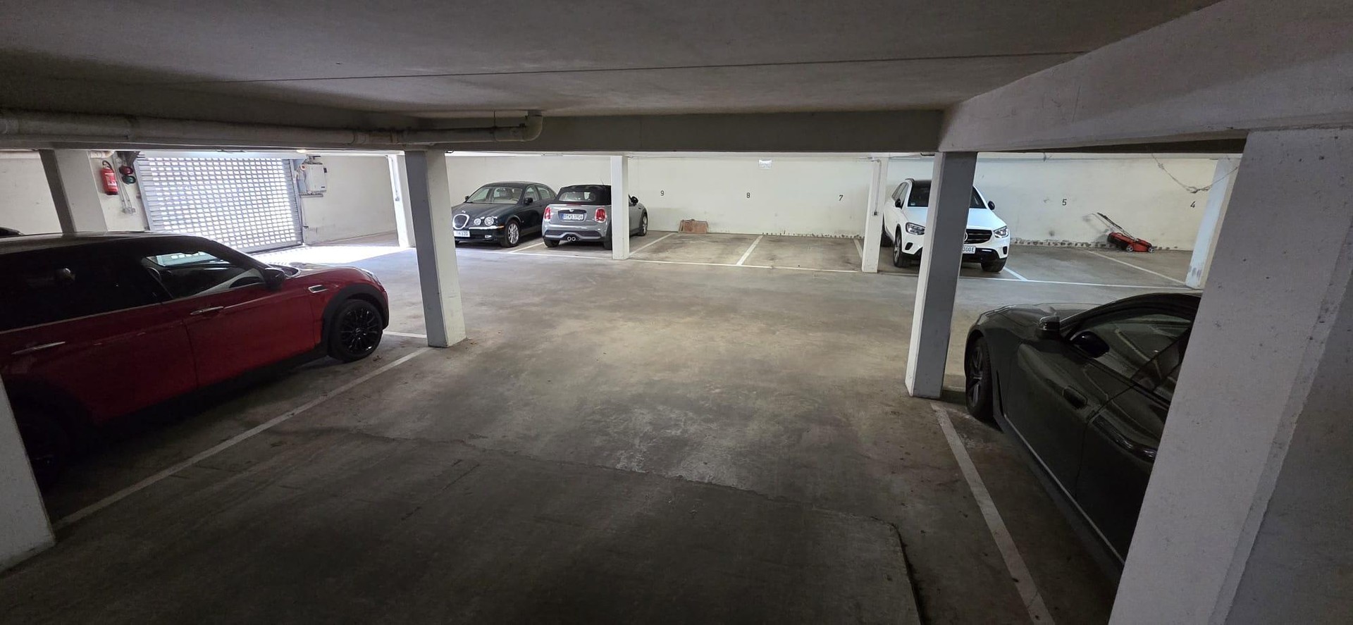 Stilvolle Split-Level-Loftwohnung mit Garten in sanierter Fabrik mit TG Stellplatz – Düsseldorf – Vorschaubild 28