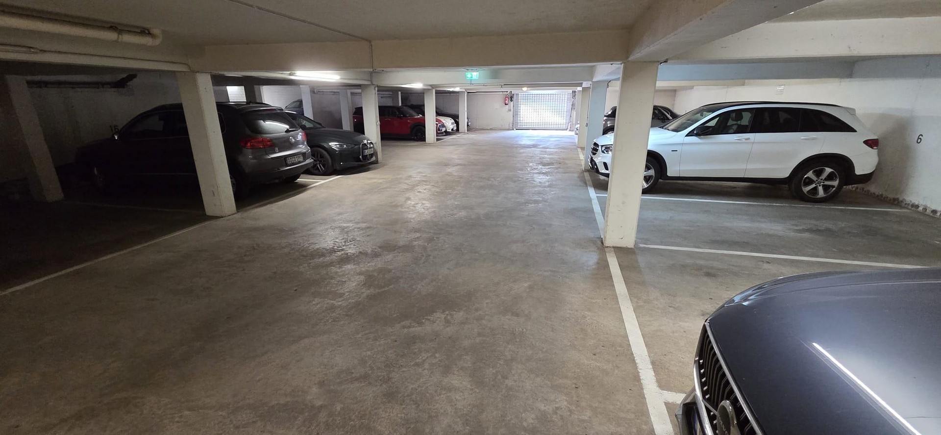 Stilvolle Split-Level-Loftwohnung mit Garten in sanierter Fabrik mit TG Stellplatz – Düsseldorf – Vorschaubild 29