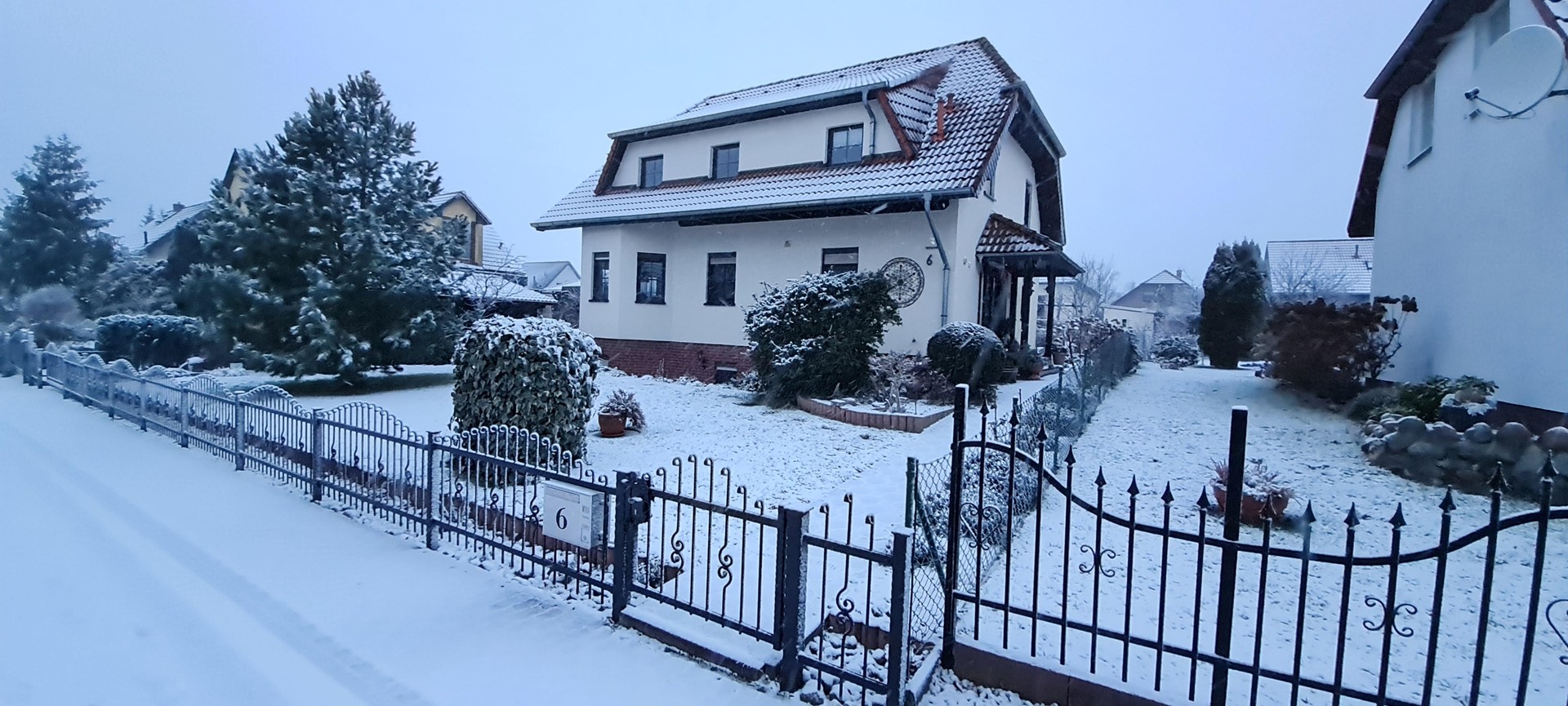 reserviert (1.5.) Massivhaus 148qm+/Büro-Einlieger im Souterrain 78qm – Storkow OT Kehrigk – Vorschaubild 2