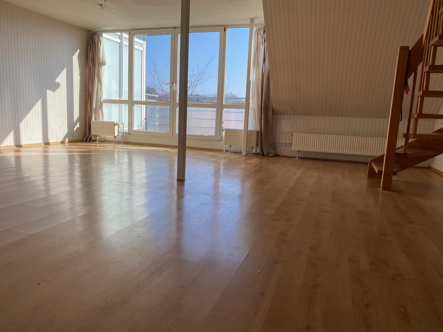 Dachgeschosswohnung mit Dachterrasse im Malerviertel, östliches Ringgebiet – Braunschweig – Vorschaubild 3