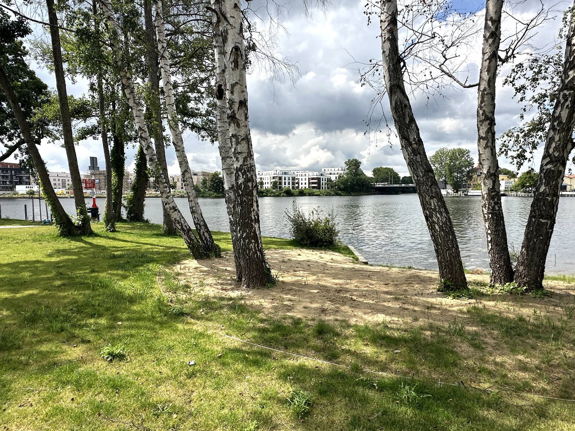 Doppelhaushälfte direkt am Wasser in Köpenick - Gated Community mit privatem Strand an der Dahme – Berlin – Vorschaubild 2