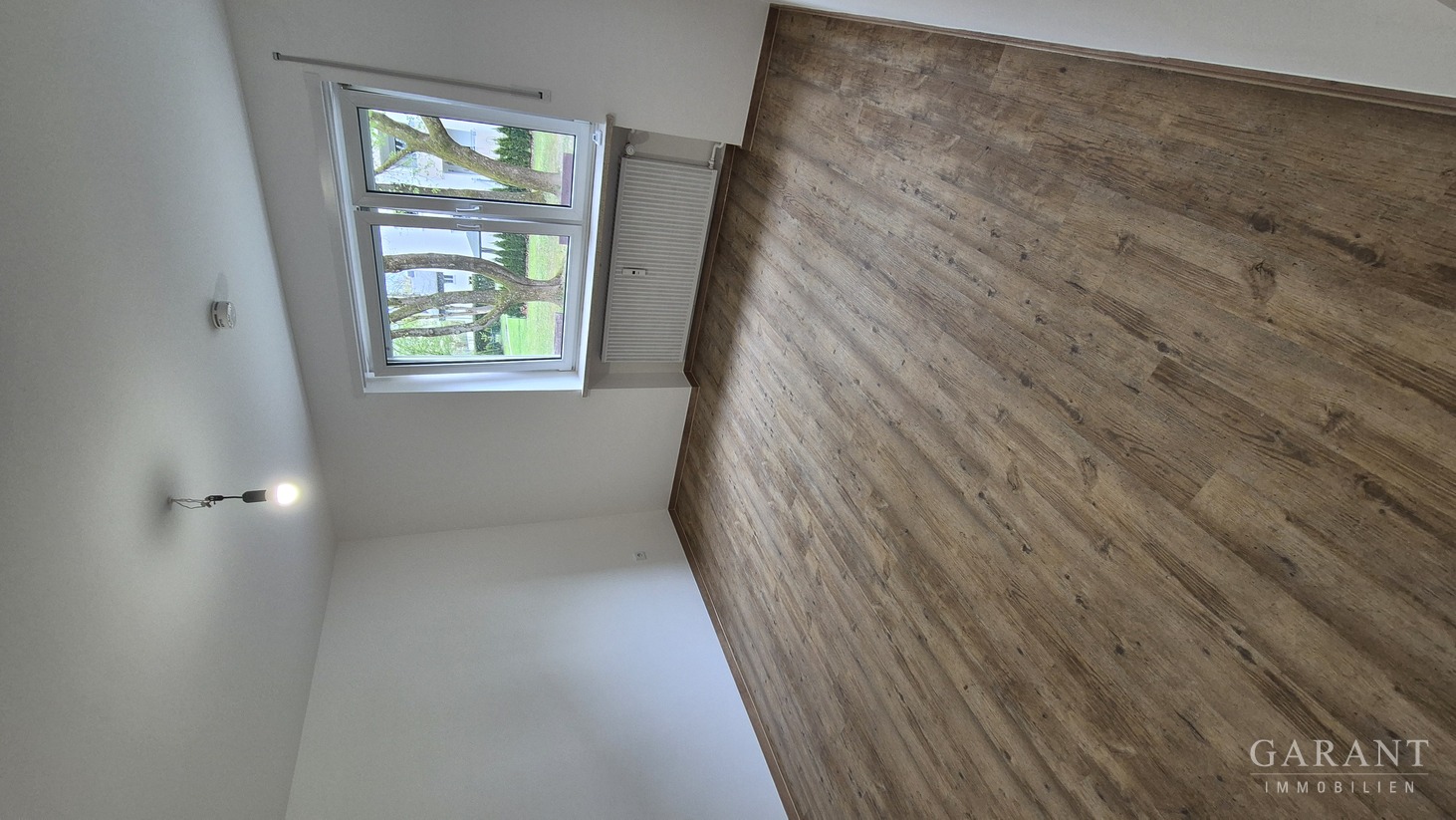 Modernes Wohnen mit Garten: Kernsanierte 3 Zimmer-Wohnung in Kuhsee-Nähe – Augsburg – Vorschaubild 4
