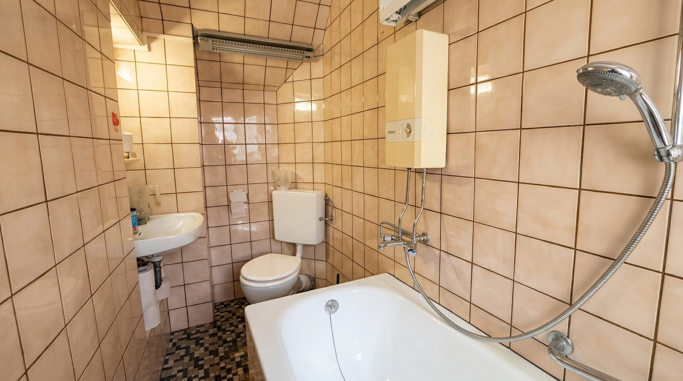 Property thumbnail 5