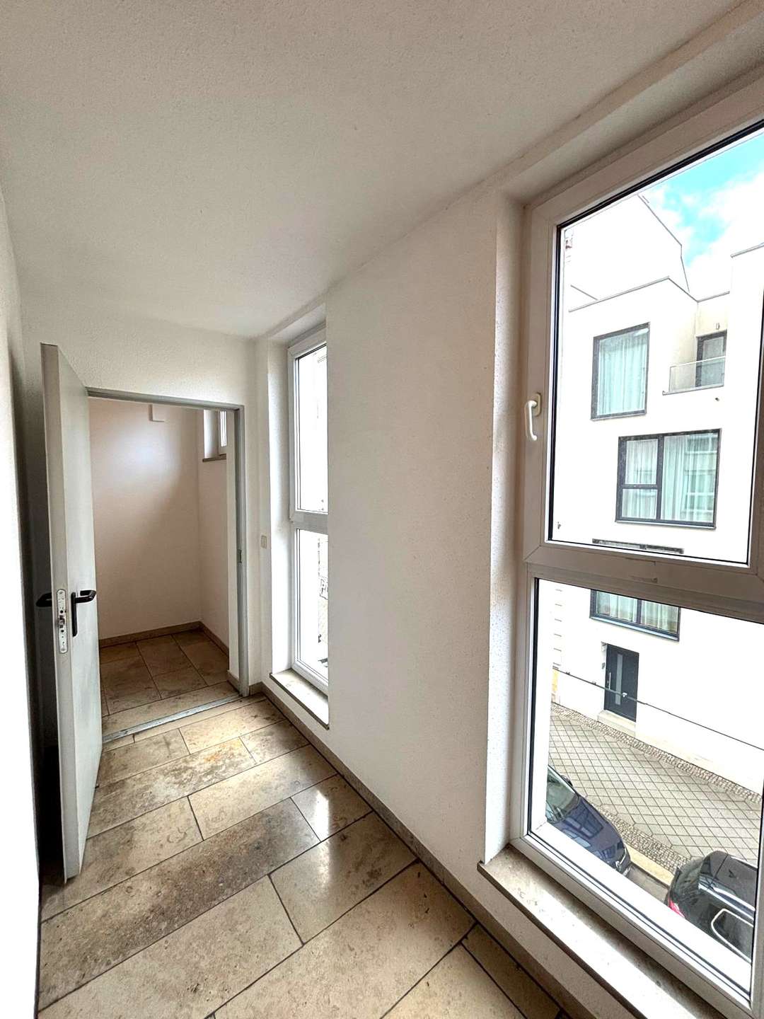 ATTRAKTIVER QUADRATMETERPREIS // Vermietete 2-Zimmer-Wohnung inkl. TG-Stellplatz in Gohlis-Süd – Leipzig – Vorschaubild 4