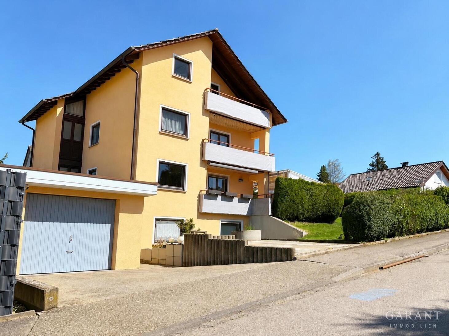 Vielseitiges Einfamilienhaus als Mehrgenerationenhaus in sonniger Lage – Albstadt – Bild 1 von 18