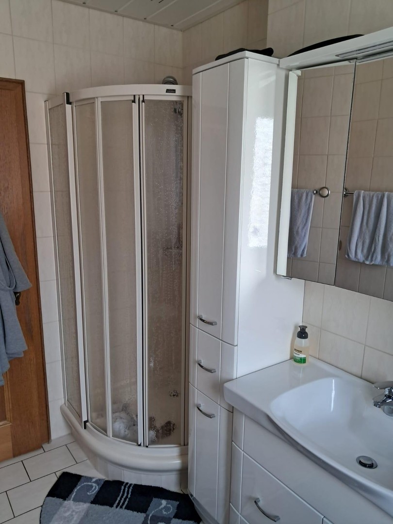 Gepflegtes Zweifamilienhaus mit PV-Anlage, Sauna, Doppelgarage in zentraler Lage Bremen-Blumenthal – Blumenthal – Vorschaubild 27