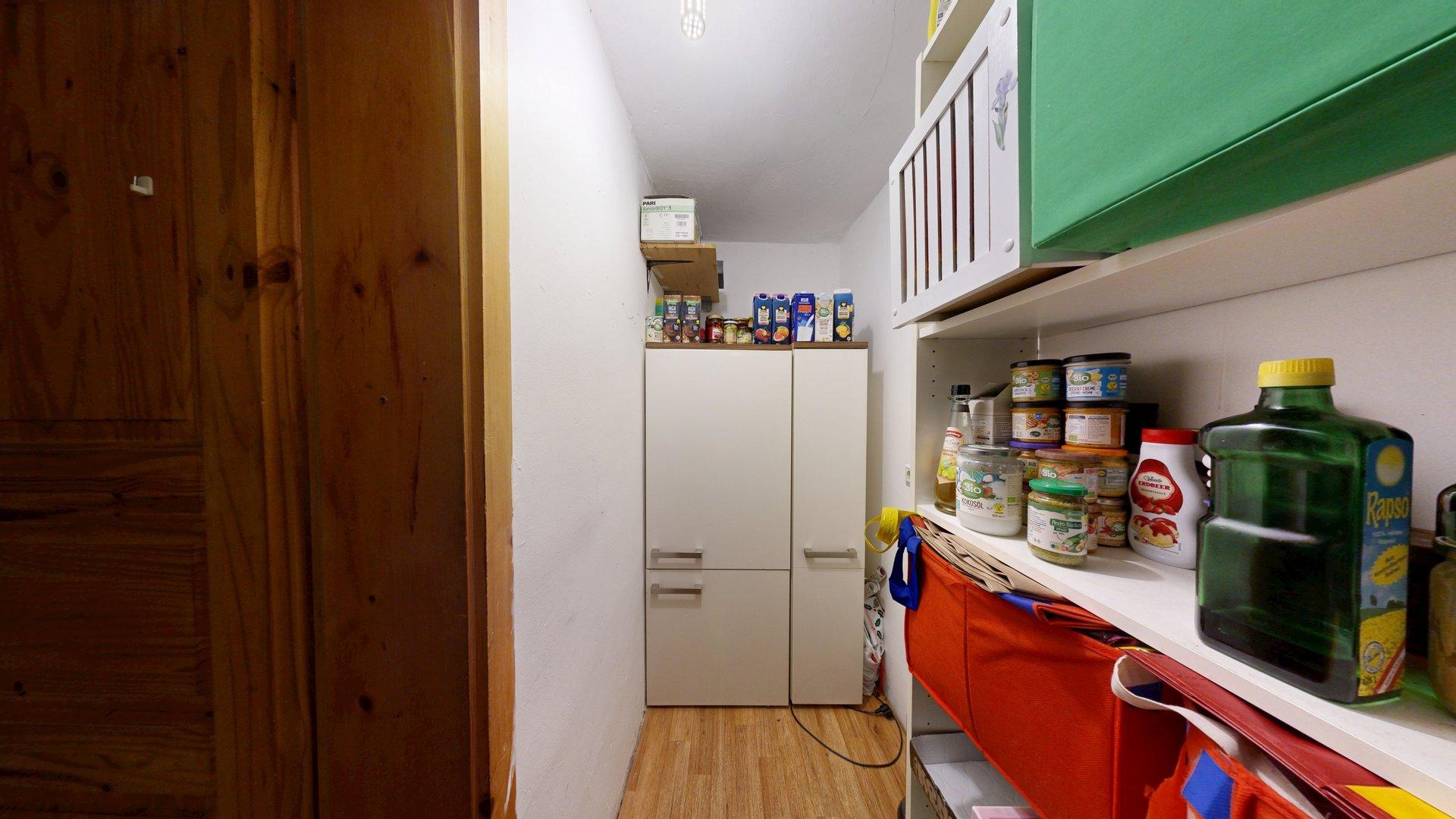~~ HAUS IN KLINGENMÜNSTER ( ALS WOHNEIGENTUM, 2 STELLPLÄTZE, ANBAU, OHNE GARTEN ) ~~ – Klingenmünster – Vorschaubild 7