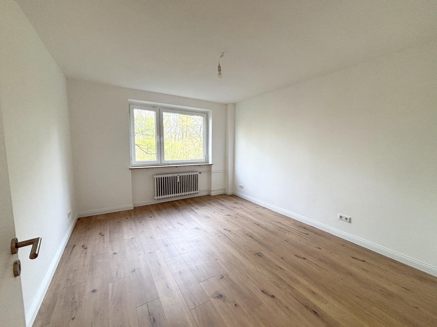 Fußläufig zum Alsterlauf, Erstbezug nach Sanierung, Gäste WC, inkl. TG-Stellplatz, ohne Courtage – Hamburg – Vorschaubild 6