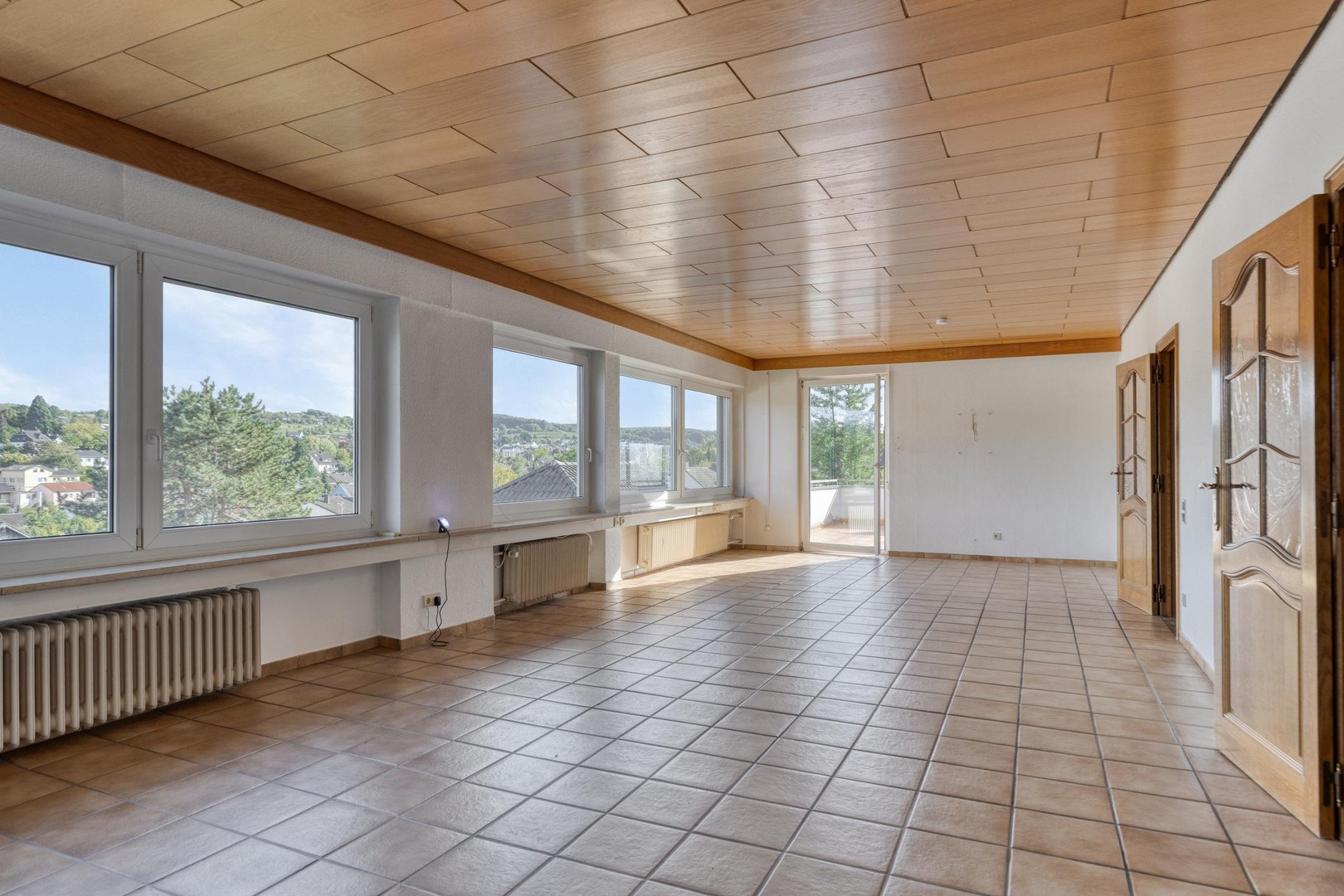 Haus in Höhenlage mit Baugrundstück & Ausbaupotenzial -Wachtberg-Niederbachem – Wachtberg Niederbachem – Vorschaubild 6