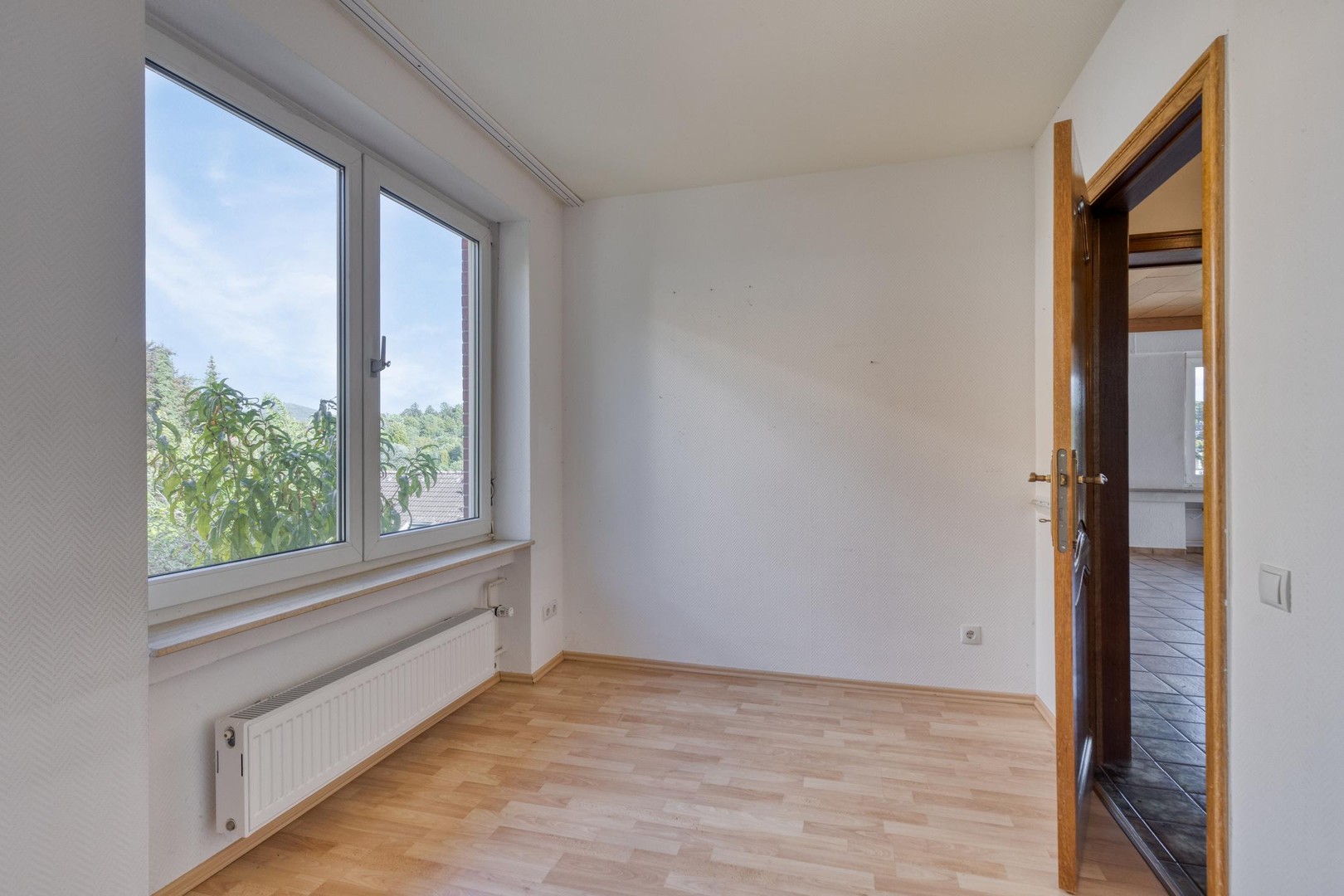 Haus in Höhenlage mit Baugrundstück & Ausbaupotenzial -Wachtberg-Niederbachem – Wachtberg Niederbachem – Vorschaubild 8