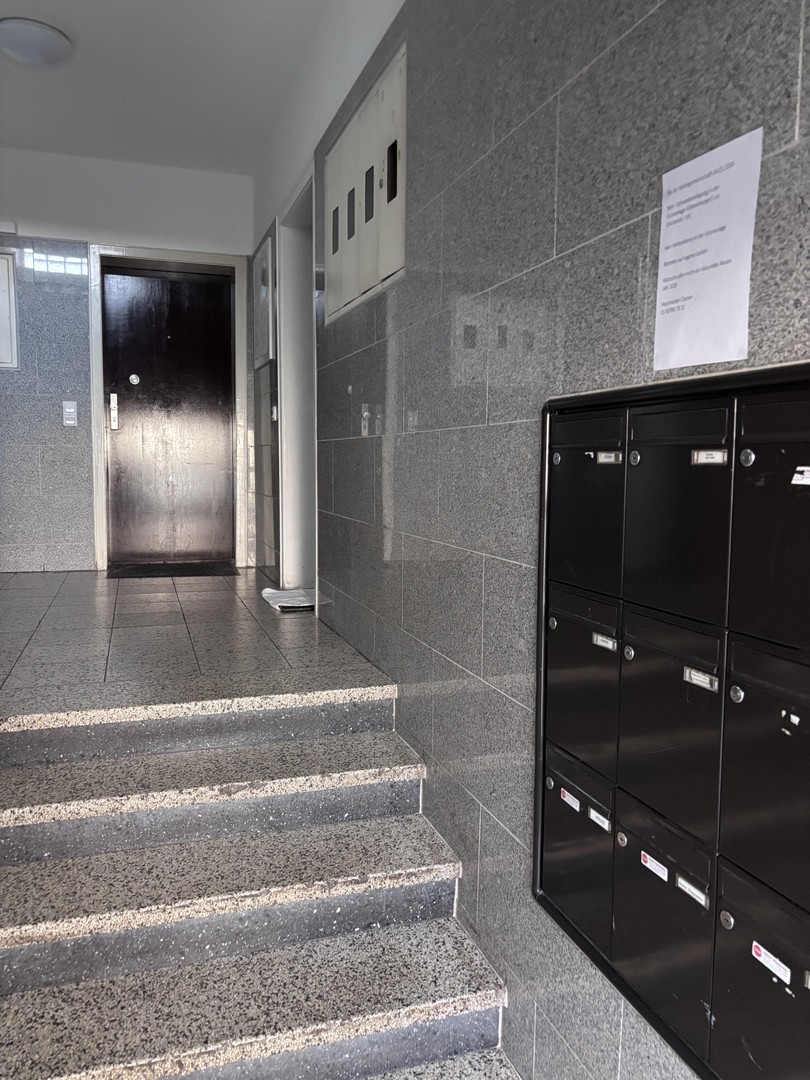 bezugsfreie Eigentumswohnung, 62qm mit sonniger Logia in Köln-Höhenberg – Köln – Vorschaubild 2