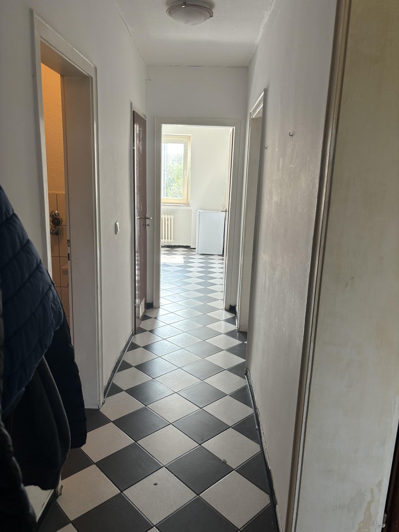bezugsfreie Eigentumswohnung, 62qm mit sonniger Logia in Köln-Höhenberg – Köln – Vorschaubild 4
