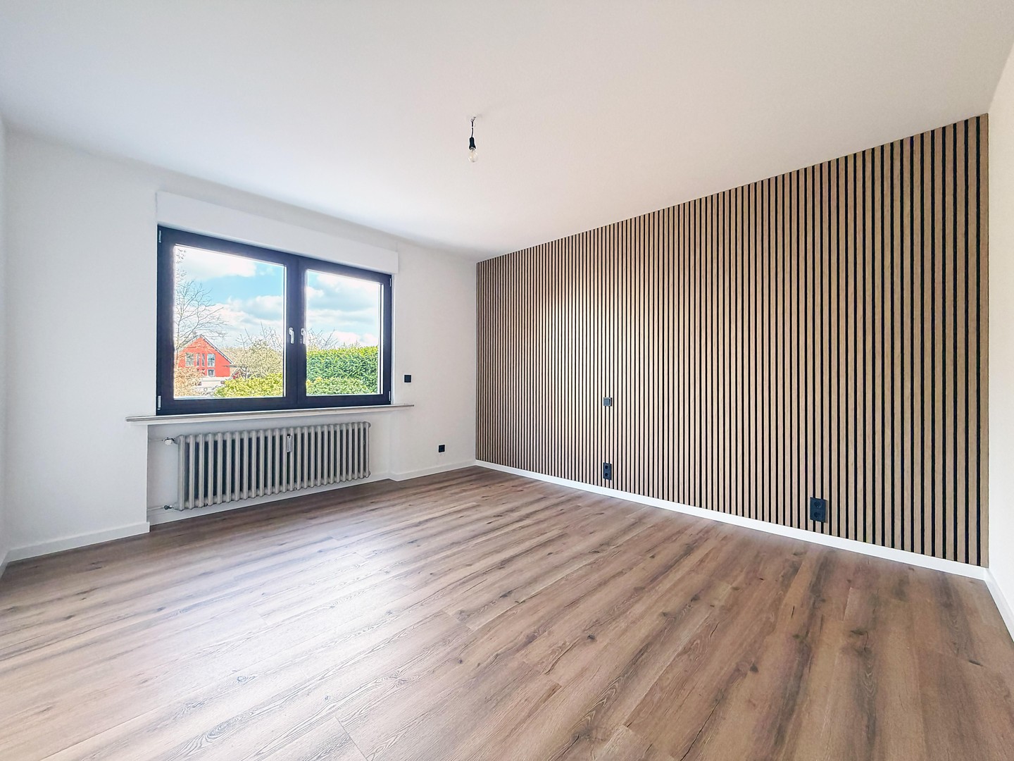 Investieren in Qualität: Modernisiertes Mehrfamilienhaus mit 3 Einheiten in Köln. PROVISIONSFREI – Köln – Vorschaubild 15