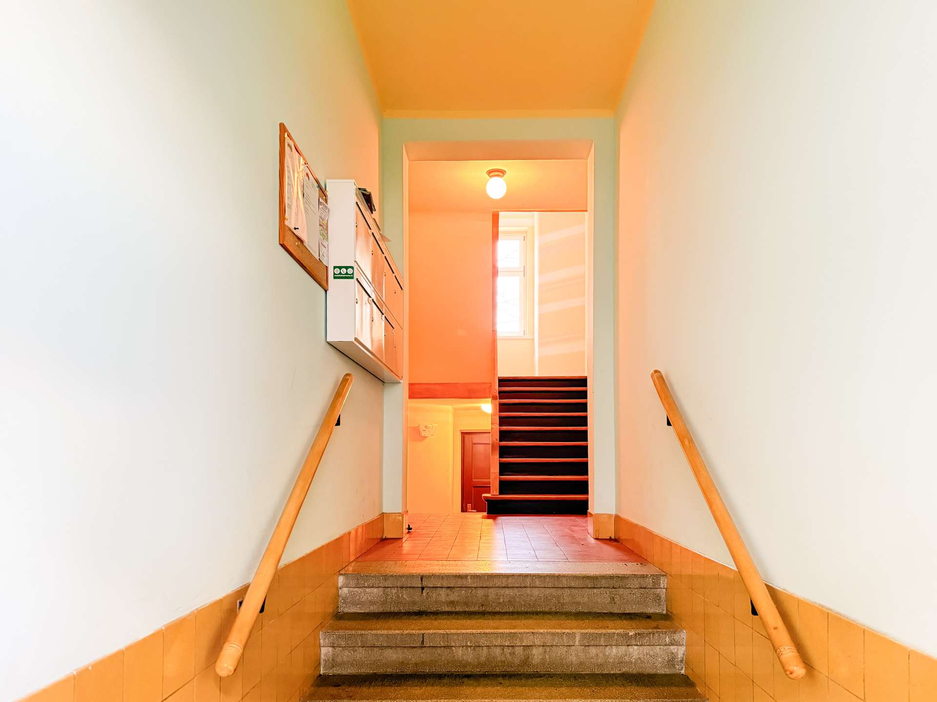 Stilvolle 3-Zimmer Wohnung I Hochparterre I Balkon I Stellplatz I Denkmalschutz I Kernsanierung 2010 – Leipzig – Vorschaubild 4