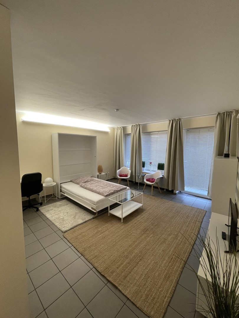 Mitten in der Altstadt! Schöne 2-Zimmer Wohnung nähe Carlsplatz – Düsseldorf – Vorschaubild 3