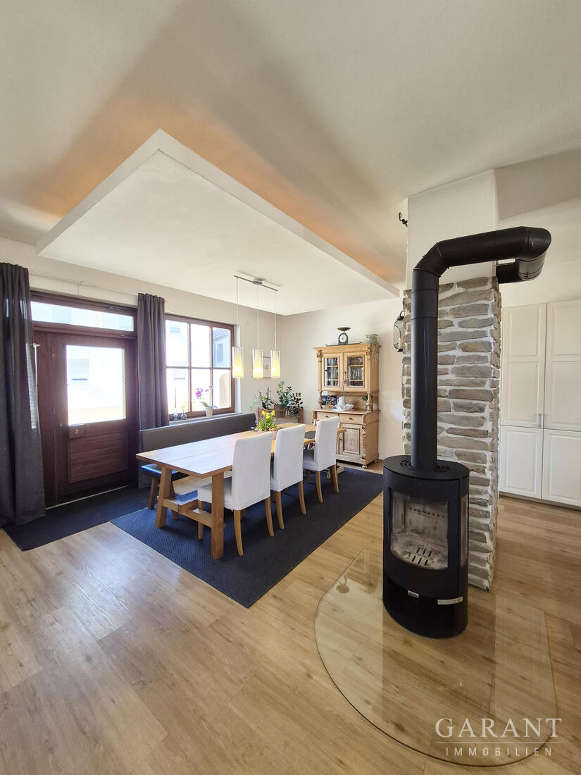 Urbanes Loft-Feeling im Erdgeschoss trifft helle Galeriewohnung ! – Weinsberg – Bild 1 von 33