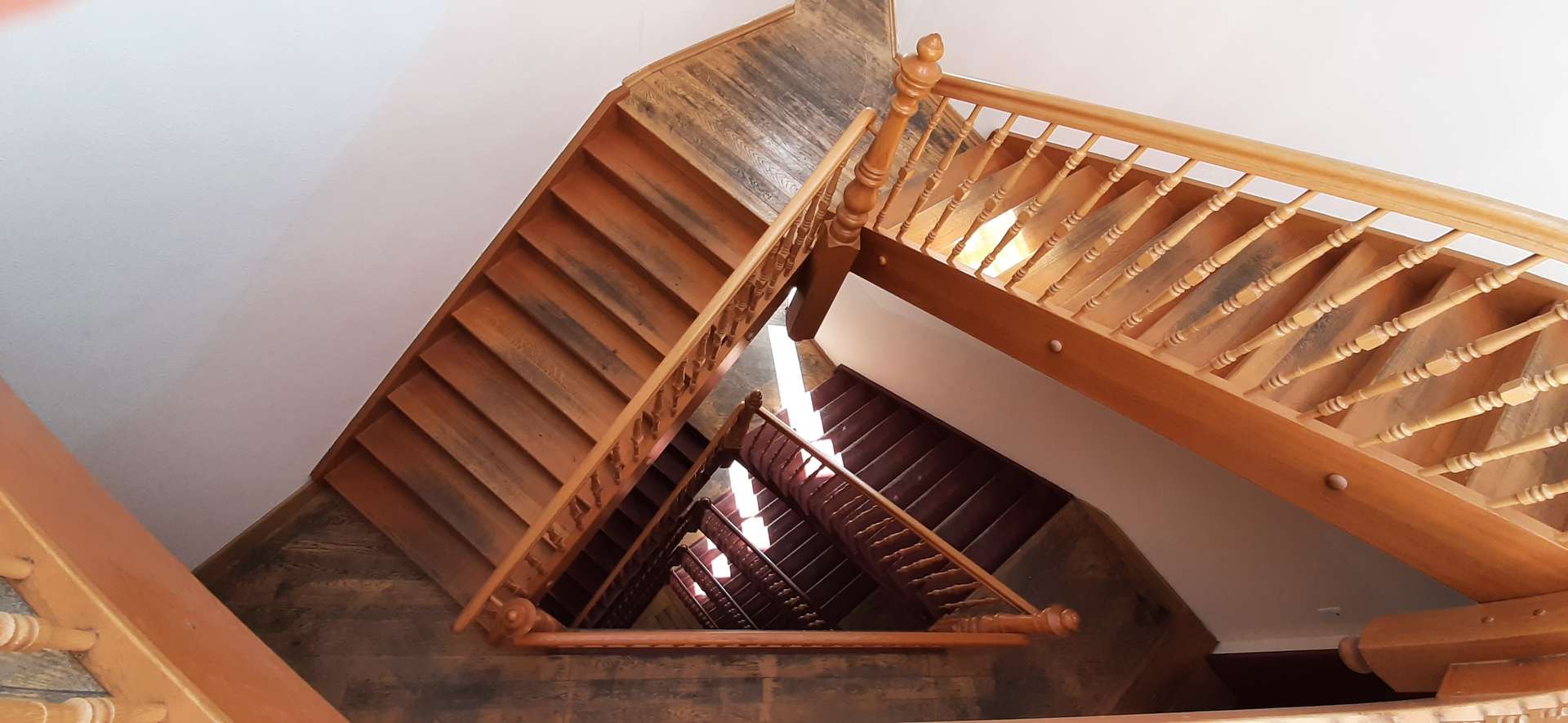 Vermietete, helle 2-Zimmer-Wohnung mit Erker & Wannenbad in Leipziger Denkmal – Leipzig – Vorschaubild 8