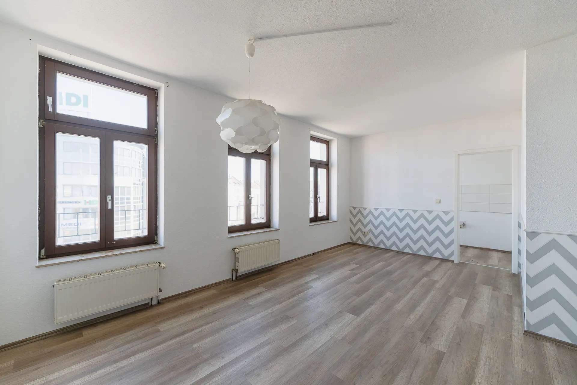 Vermietete, helle 2-Zimmer-Wohnung mit Erker & Wannenbad in Leipziger Denkmal – Leipzig – Vorschaubild 9