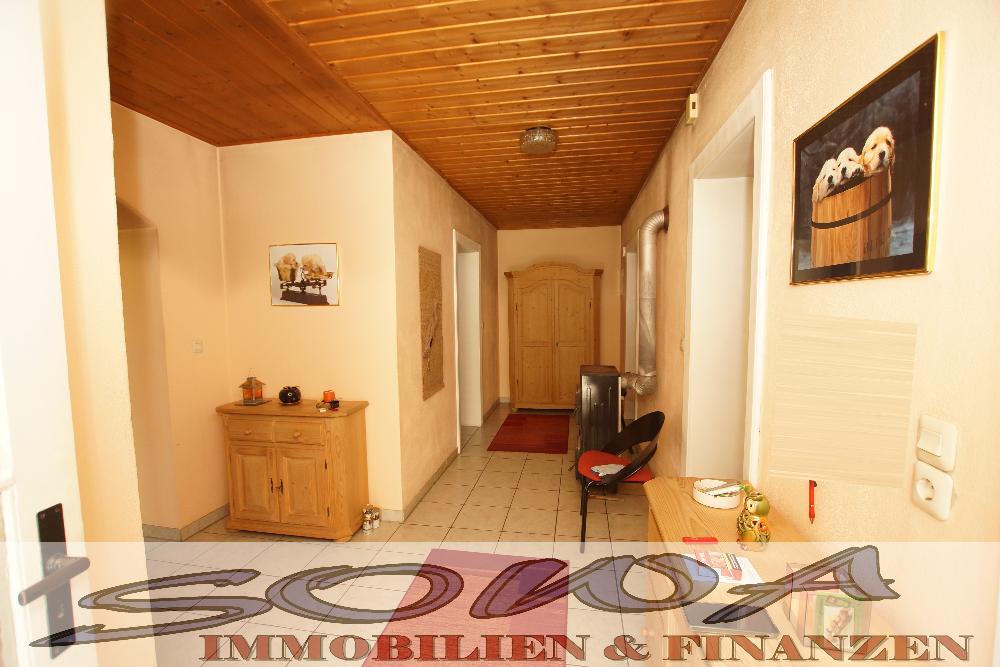 Attraktives Haus mit Ausbaupotential und mit großzügigem Grundstück und Waldfläche in Weichering - Ein Objekt von Ihrem Immobilienpartner SOWA Immobilien und Finanzen – Weichering – Vorschaubild 25