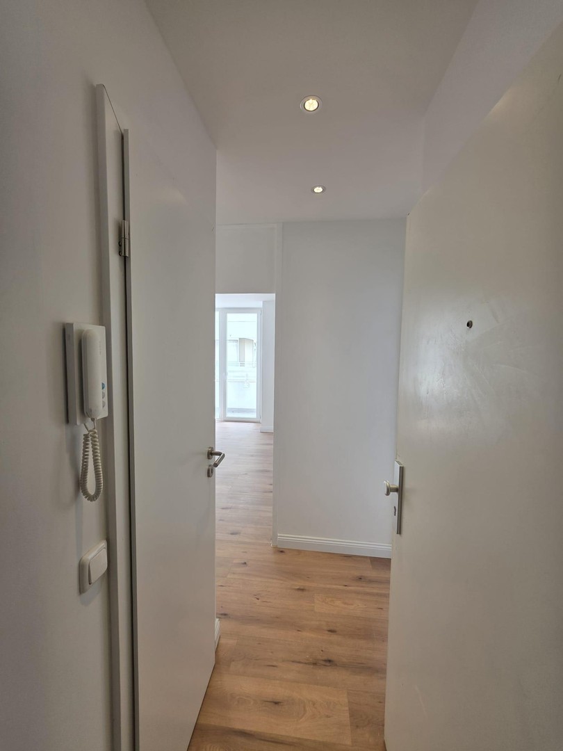 2-Zimmer ETW mit Balkon, Erstbezug nach Sanierung, inkl. TG-Stellplatz, ohne Courtage – Hamburg – Vorschaubild 7