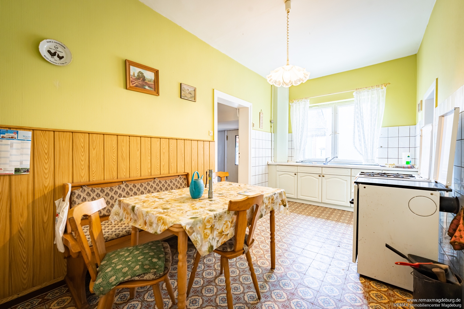 Viel Platz für Familie & Hobbys – EFH-Villa mit Scheune, Garagen und großem Grundstück – Tucheim – Vorschaubild 11