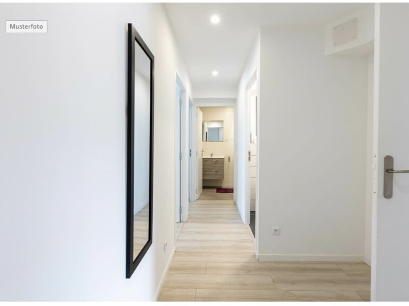 Immobilie in Düsseldorf - Etagenwohnung in 40233 Düsseldorf, Birkenstr. - Bild 0