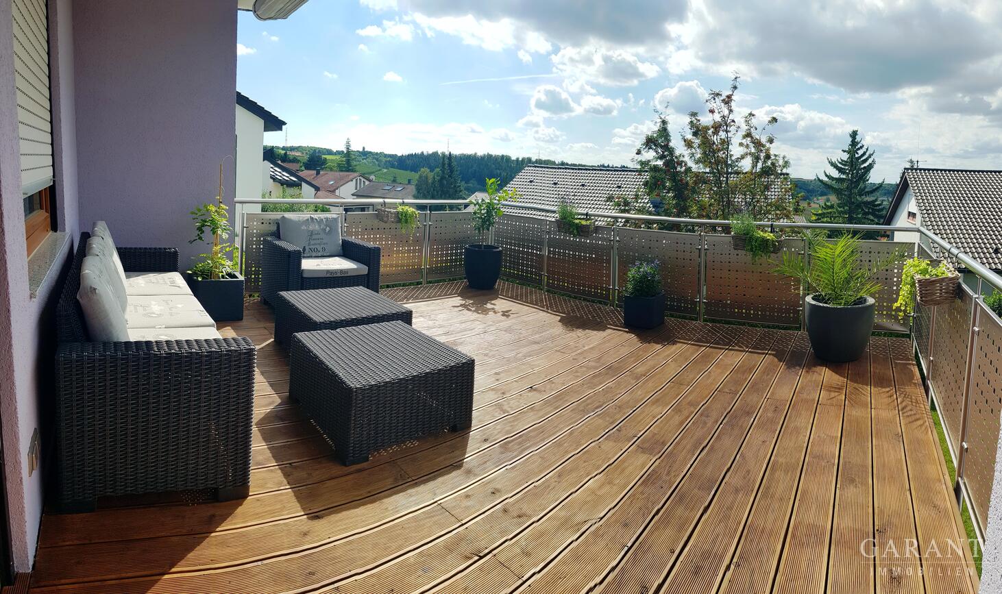 Modernisiertes Einfamilienhaus mit Garten, Terrasse & Whirlpool – Neckarwestheim – Bild 1 von 21
