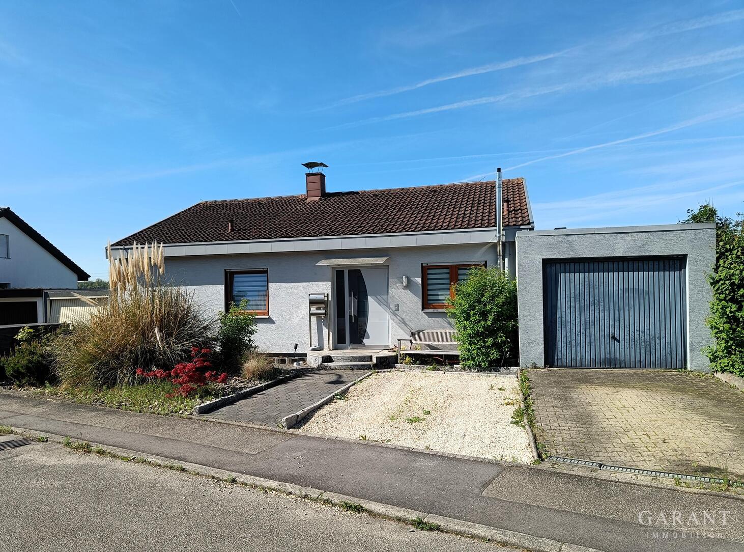 Modernisiertes Einfamilienhaus mit Garten, Terrasse & Whirlpool – Neckarwestheim – Vorschaubild 8
