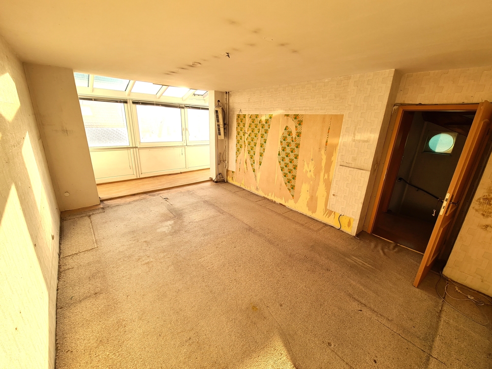 DOPPELHAUSHÄLFTE IN AUßERGEWÖHNLICHER RANDLAGE – Karlsruhe / Palmbach – Vorschaubild 34