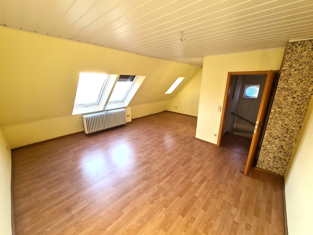 DOPPELHAUSHÄLFTE IN AUßERGEWÖHNLICHER RANDLAGE – Karlsruhe / Palmbach – Vorschaubild 44
