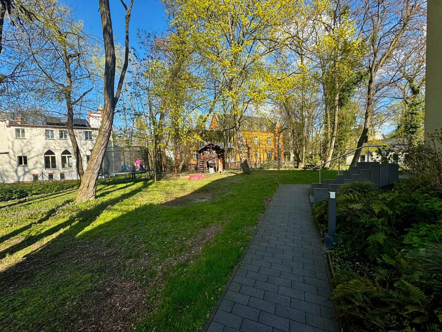 Exklusives Townhouse in Babelsberg mit Garten, Sauna & Designer-Küche – Potsdam – Vorschaubild 38