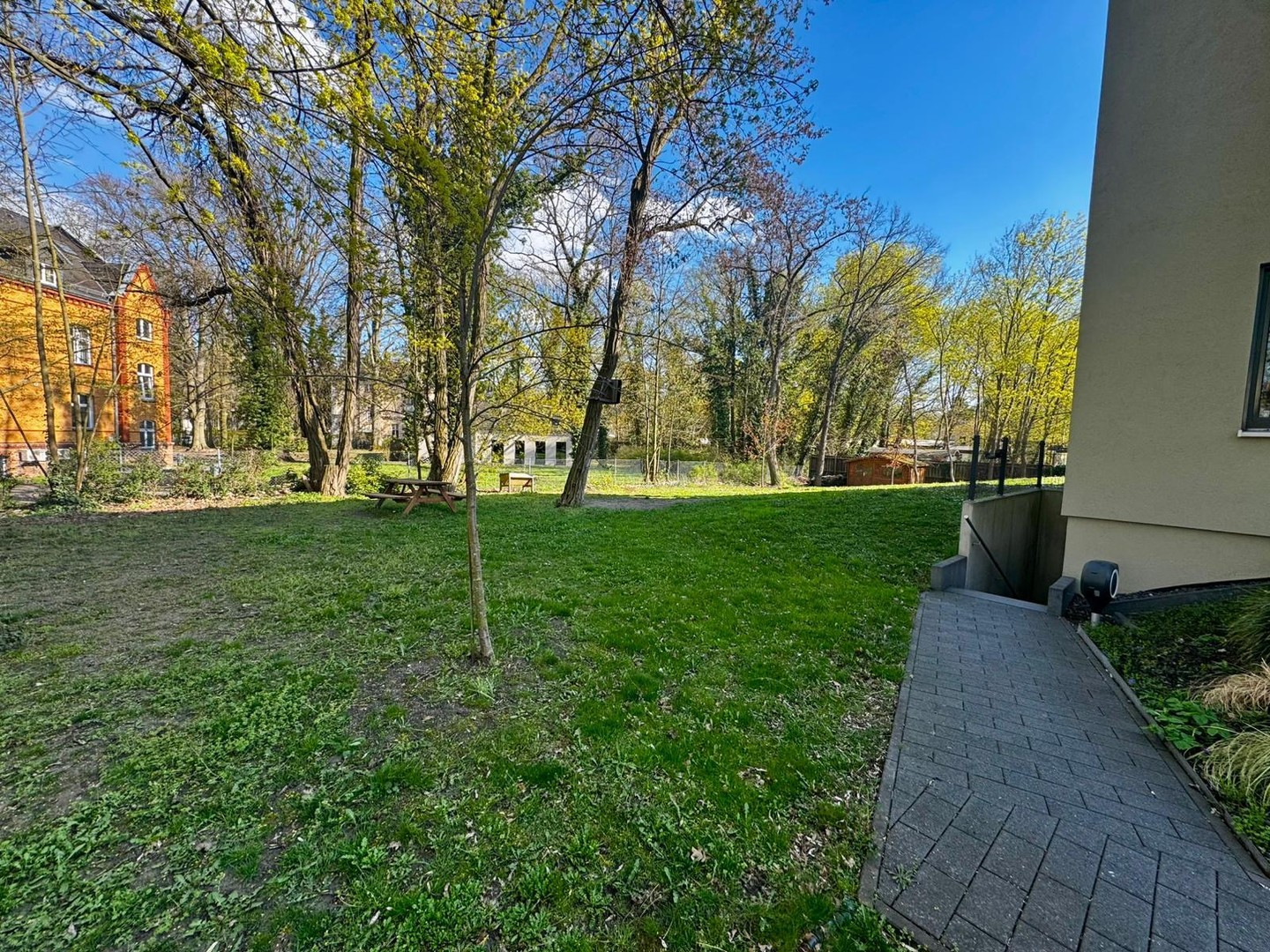Exklusives Townhouse in Babelsberg mit Garten, Sauna & Designer-Küche – Potsdam – Vorschaubild 40