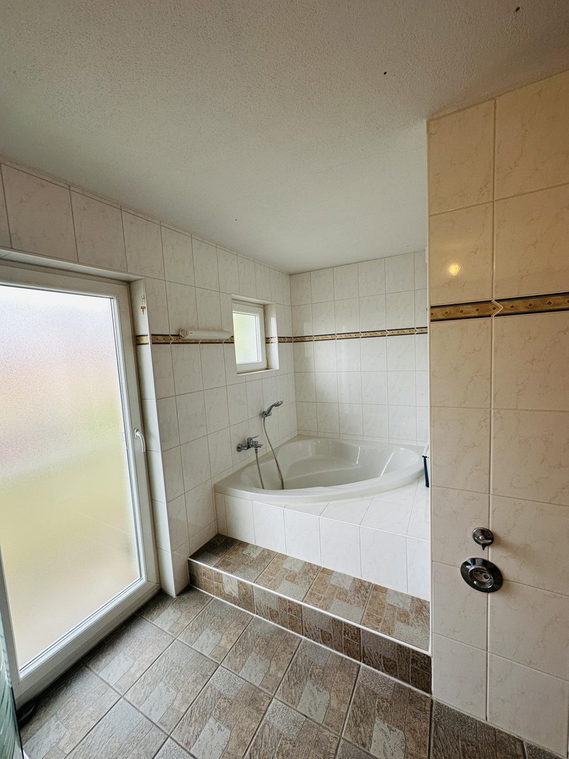 Helle Maisonette mit Dachterrasse – Nürnberg – Vorschaubild 10